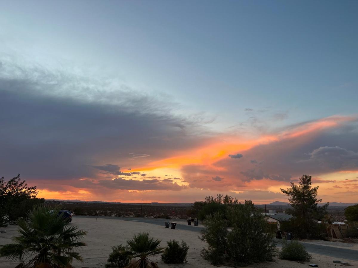 הוסטל טוונטיניין פאלמס Bodhi House, Joshua Tree National Park מראה חיצוני תמונה